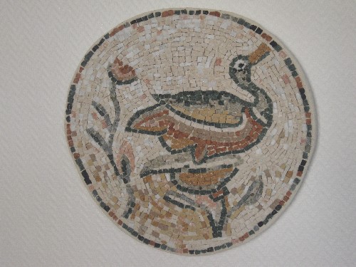 Mosaïque en marbre - forme de canard